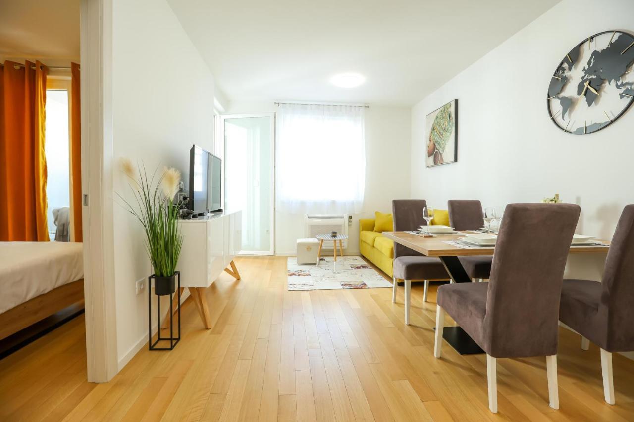 Apartment Margarita Zadar Bagian luar foto